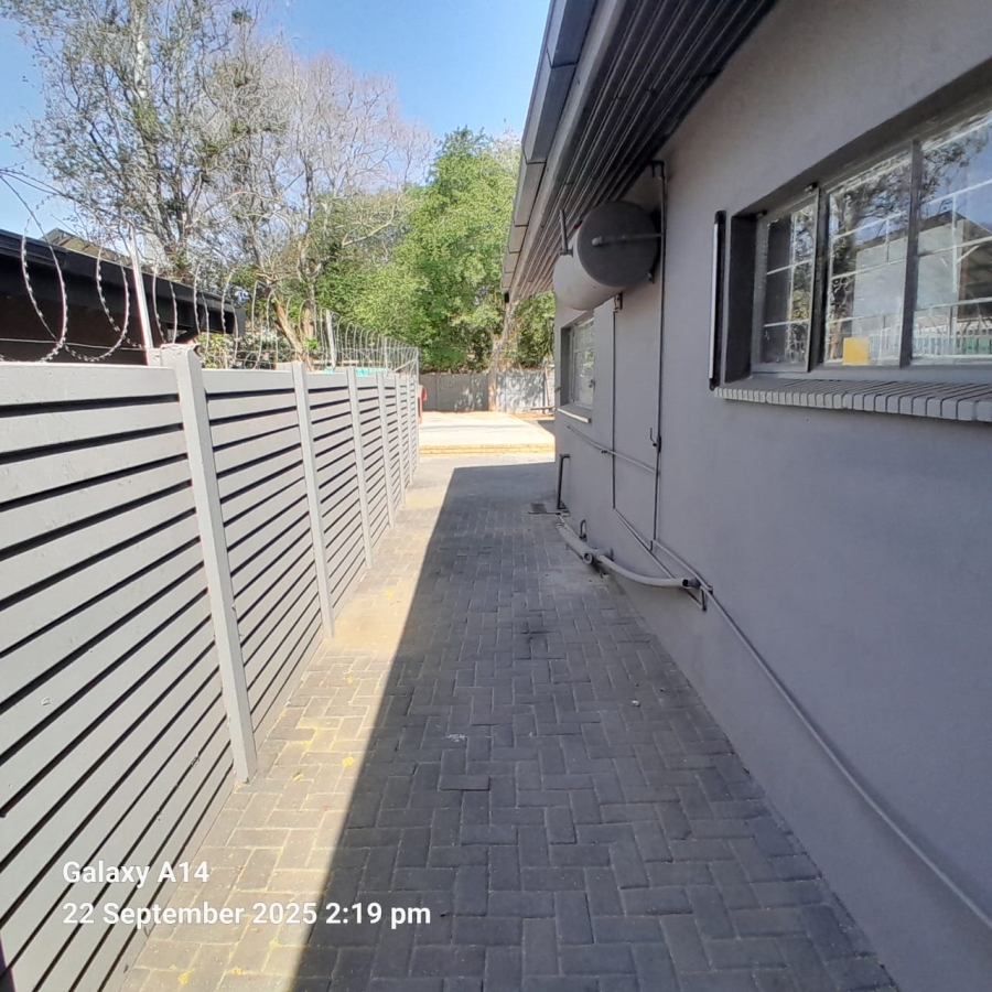 5 Bedroom Property for Sale in Bodorp North West